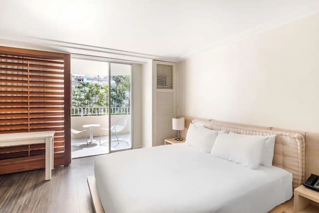 ヒルトン バケーション クラブ ザ モダン ホノルル-ルーム クイーンベッド 1 台 シティビュー (Roll-In Shower, Balcony)-2