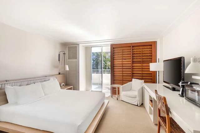 ヒルトン バケーション クラブ ザ モダン ホノルル-ルーム キングベッド 1 台 バルコニー パーシャル オーシャン ビュー-4