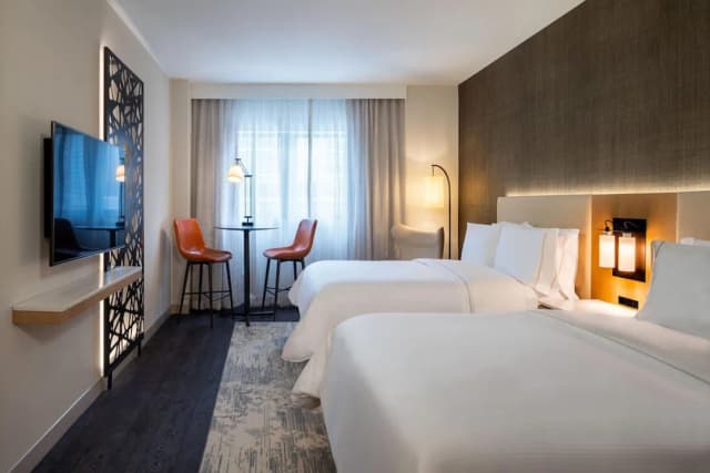 ザ ウェスティン ヒューストン メディカル センター / ミュージアム ディストリクト-デラックス ルーム クイーンベッド 2 台-1