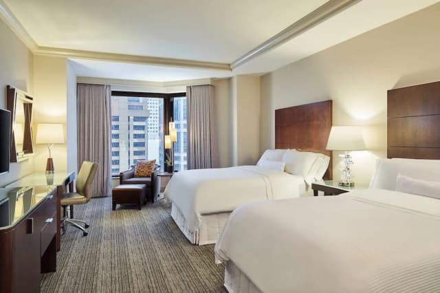 The Westin Chicago River North-Deluxe Room, 2 Double Beds-6