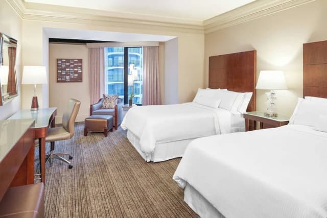 The Westin Chicago River North-Deluxe Room, 2 Double Beds-4