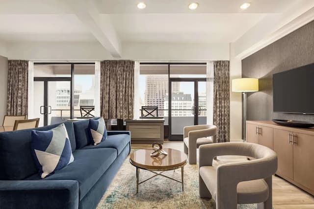 ヒルトン サンフランシスコ フィナンシャル ディストリクト-プレジデンシャル スイート キングベッド 1 台 バルコニー シティビュー-5