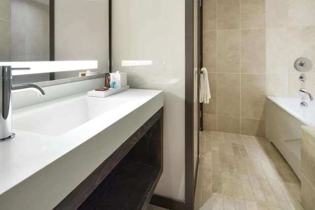 Conrad New York Downtown-Executive Suite, 1 King Bed-8
