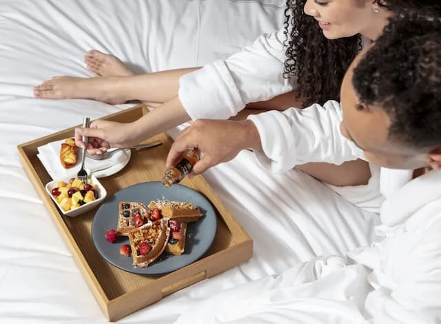 コンラッド ニューヨーク-ラグジュアリー スイート キングベッド 1 台 コーナー-8