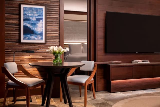 瓦拉萊四季飯店渡假村-高級套房, 1 間臥室, 泳池景觀, 池畔 (Pool Side View)-2