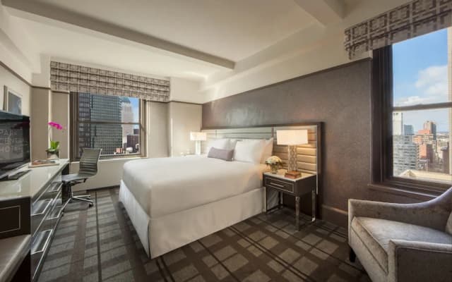 Park Central Hotel New York-Premier Room, 1 King Bed-1