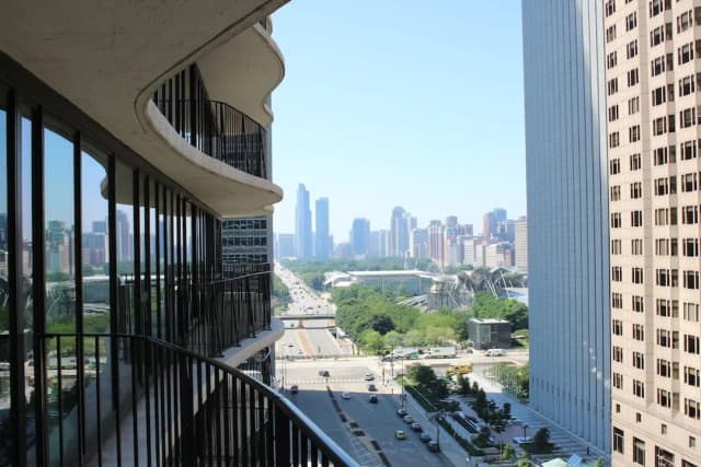 래디슨 블루 아쿠아 호텔 시카고-룸, 킹사이즈침대 1개, 발코니, 시내 전망 (NonSmoking)-4