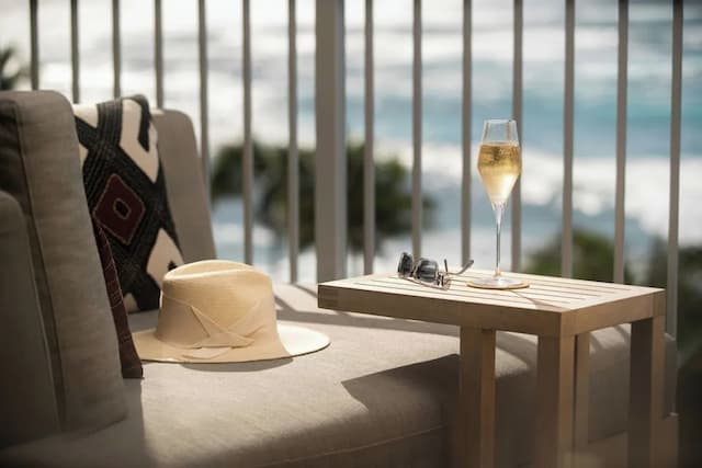 The Ritz-Carlton O‘ahu, Turtle Bay-Premium Room, 1 King Bed (View)-2