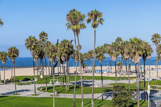 歐文酒店-套房, 1 張特大雙人床及 1 張梳化床, 海景-6