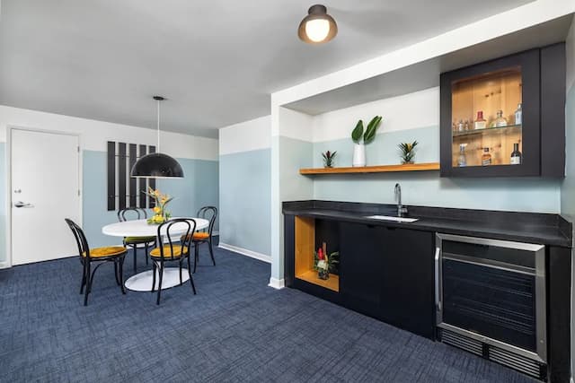 歐文酒店-套房, 1 張特大雙人床及 1 張梳化床, 海景-4