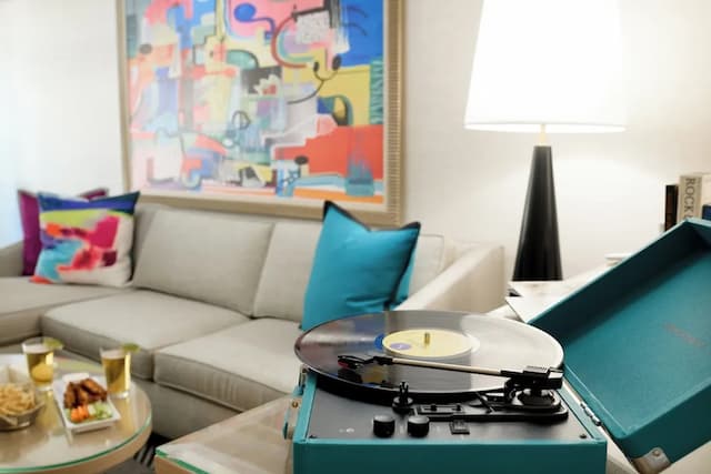 ル パルク アット メルローズ-プレミア スイート キングベッド 1 台ソファーベッド付き バルコニー-5