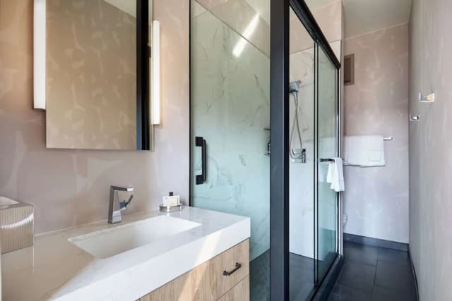 三藩市巴恩斯酒店 (希爾頓啟繽精選酒店)-豪華客房, 1 張特大雙人床-8