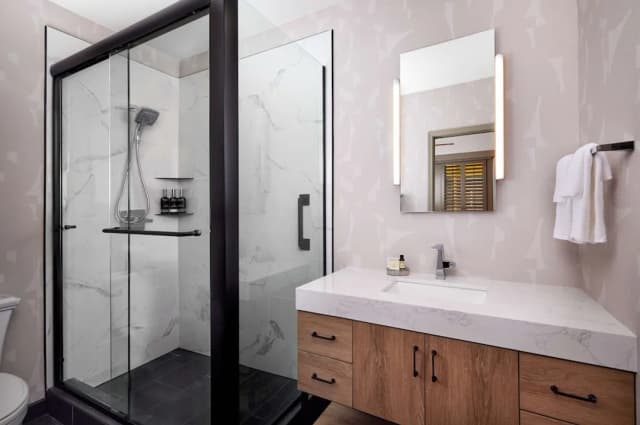 三藩市巴恩斯酒店 (希爾頓啟繽精選酒店)-豪華客房, 1 張特大雙人床-4