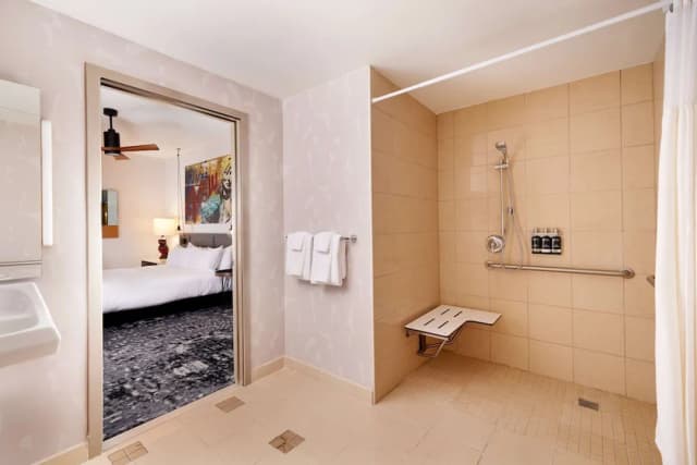 三藩市巴恩斯酒店 (希爾頓啟繽精選酒店)-客房, 1 張特大雙人床, 無障礙 (Mobility, Hearing, Roll-In Shower)-5