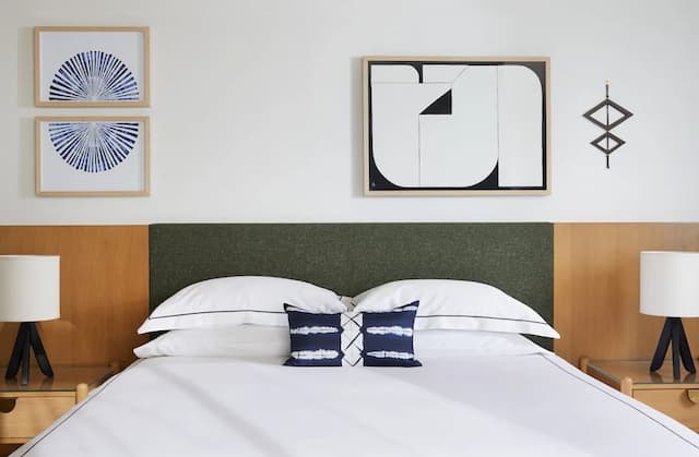 Kimpton Hotel Enso by IHG-客房, 1 张特大床, 无障碍, 转角 (Mobility)-1