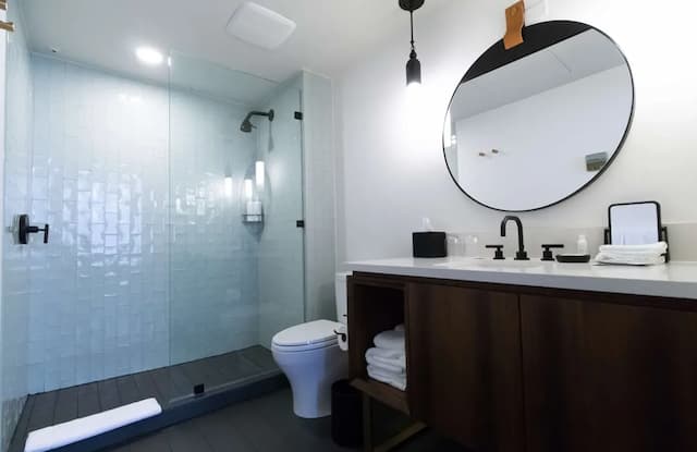 The Alexis Royal Sonesta Hotel Seattle-华丽客房, 1 张特大床-9