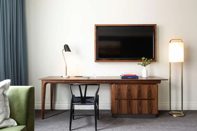 The Alexis Royal Sonesta Hotel Seattle-小型套房, 1 张特大床-6