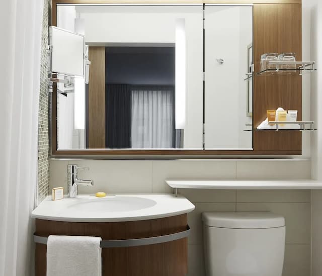 格蘭德中央精品飯店-標準雙床房-5