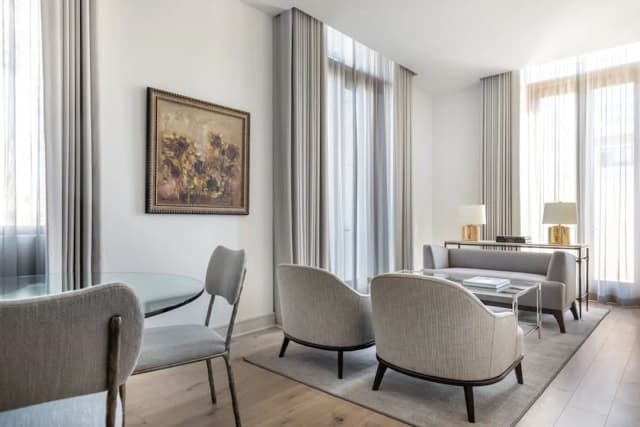 ラ コロン ドール ホテル-プレミアム スイート キングベッド 1 台 コートヤードビュー タワー-6