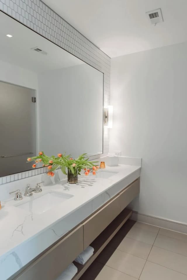 ラ コロン ドール ホテル-プレミアム スイート キングベッド 1 台 コートヤードビュー タワー-12