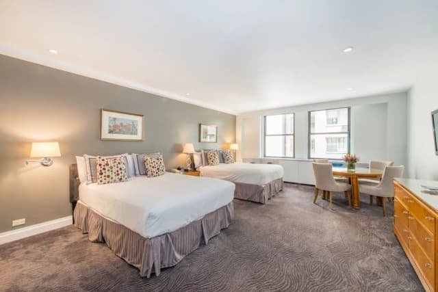 倫巴第大飯店-開放式客房, 2 張加大雙人床-5