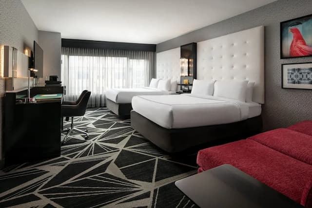 ザ クランシー、オートグラフ コレクション-ルーム クイーンベッド 2 台 (Mobility/Hearing Accessible, Tub)-1