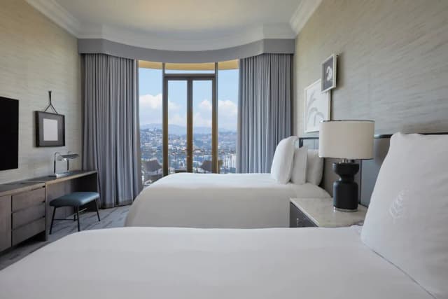 Beverly Wilshire, Beverly Hills, A Four Seasons Hotel-Signature Room, 2 Double Beds, Balcony-1