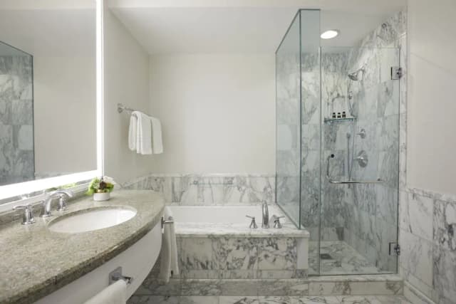 Beverly Wilshire, Beverly Hills, A Four Seasons Hotel-Signature Room, 2 Double Beds, Balcony-5