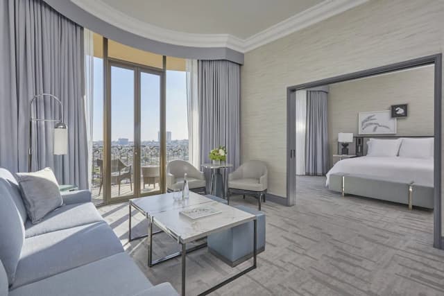 Beverly Wilshire, Beverly Hills, A Four Seasons Hotel-Suite, 1 King Bed, Balcony (Beverly)-2