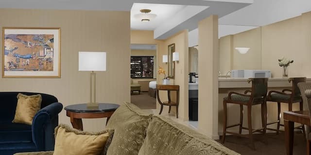 曼哈頓時代廣場酒店-套房, 1 張特大雙人床 (Living Area Manhattan Floor)-5