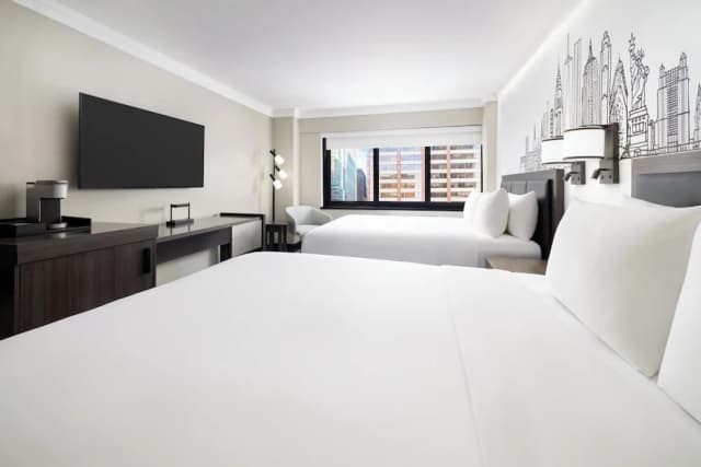 The Manhattan at Times Square Hotel-Premium Room, 2 Queen Beds-6