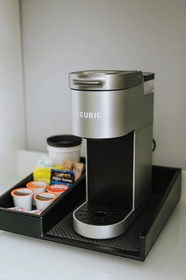 西雅圖 Astra 飯店, 萬豪 A Tribute Portfolio 飯店, South Lake Union-豪華客房, 1 張特大雙人床 (Hearing Accessible)-5