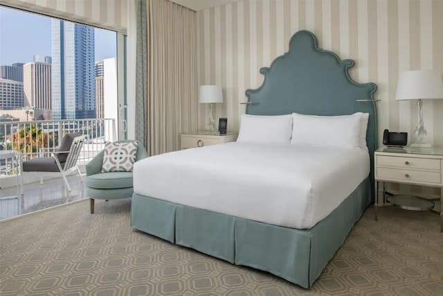 ザ ビバリー ヒルトン-プレミア ルーム キングベッド 1 台-3