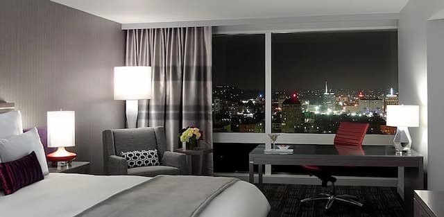 洛伊斯好萊塢飯店-客房, 1 張特大雙人床, 無障礙 (Hearing Accessible)-2