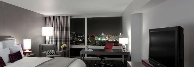 洛伊斯好萊塢飯店-標準客房, 1 張特大雙人床, 無障礙 (Roll In Shower)-2