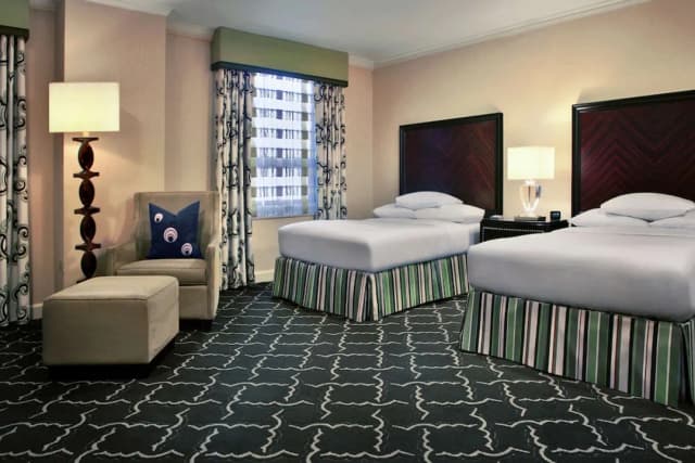 팔머 하우스 어 힐튼 호텔-룸, 더블침대 2개, 장애인 지원, 욕조-2