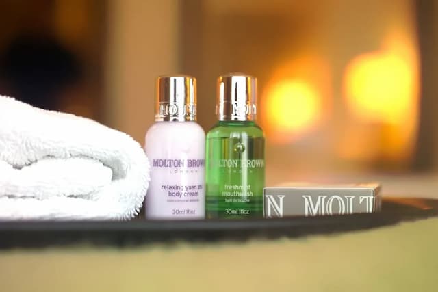 호텔 아마라노 버뱅크 - 할리우드-디럭스룸, 킹사이즈침대 1개, 발코니, 수영장 전망-4