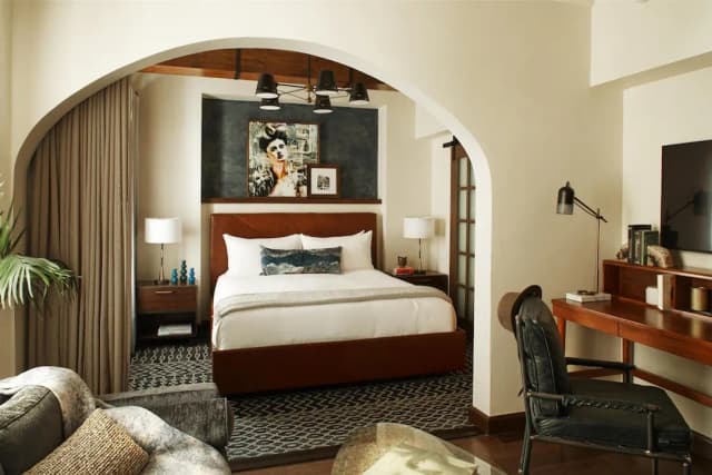 Hotel Figueroa, Unbound Collection by Hyatt-小型套房, 1 张特大床-3