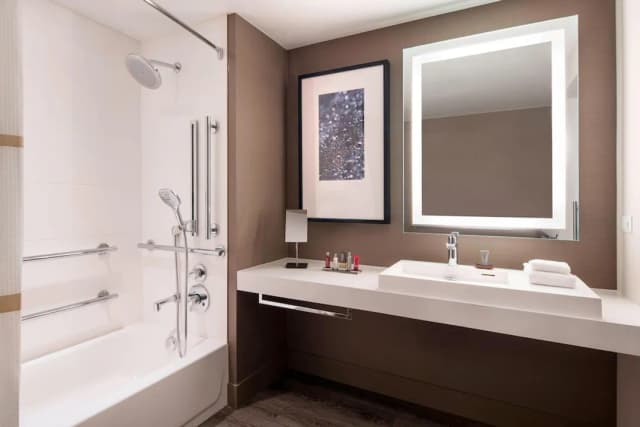 萬豪飯店 - 西雅圖貝爾維尤-Concierge Room, 俱樂部客房, 1 張特大雙人床和 1 張沙發床-4