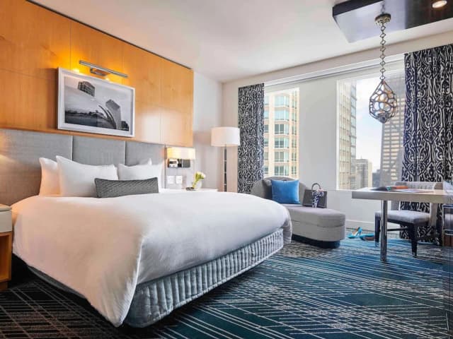 소피텔 시카고 매그니피센트 마일-슈피리어룸, 킹사이즈침대 1개 (Floors 11-21)-1