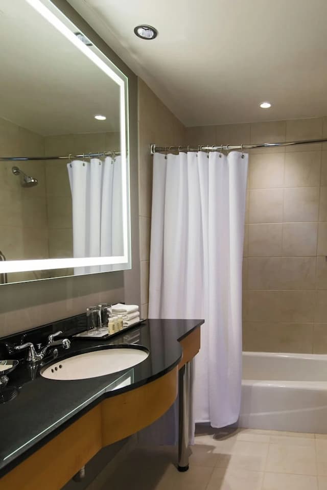 芝加哥奧黑爾萬麗套房飯店-俱樂部套房, 1 間臥室-3