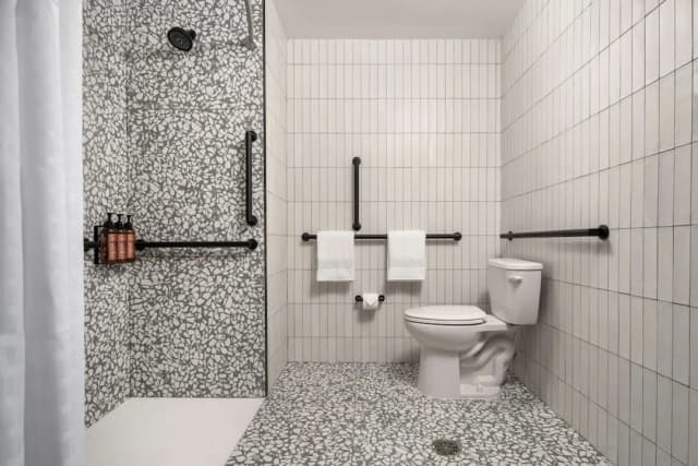 モット バイ ヒルトン ニューヨーク シティ タイムズ スクエア-1 Queen Bed Accessible, Roll In Shower, Hearing Impaired-6