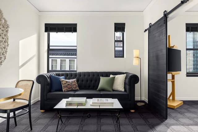 帕拉第奧金普頓飯店 - IHG 旗下飯店-套房, 1 張特大雙人床, 無障礙浴缸 (Mobility, Roll-In Shower)-3