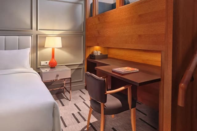 London Marriott Hotel County Hall-Family Loft, 2 Double Beds-2