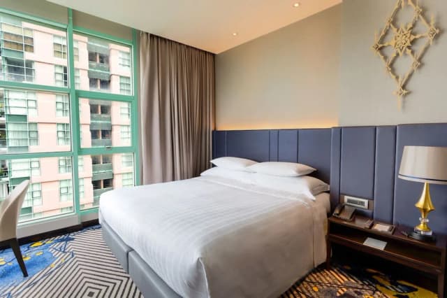 Chatrium Hotel Riverside Bangkok-One Bedroom Club Suite King City View-1