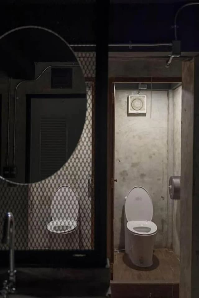 Sleepcase Hostel-Monochrome Studio (Female Dormitory Room)-2