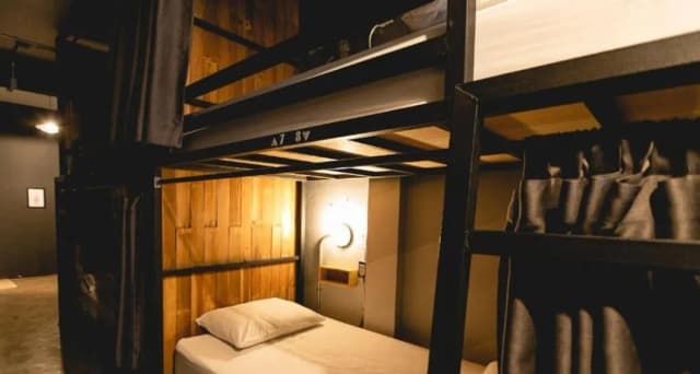 Sleepcase Hostel-Monochrome Studio (Female Dormitory Room)-1
