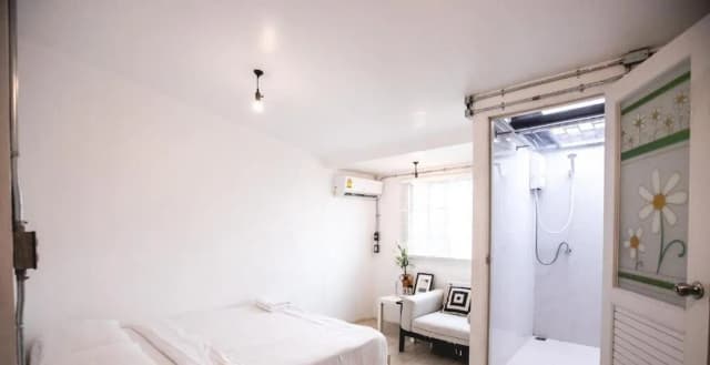 Sleepcase Hostel-Whites shelter (Private)-1