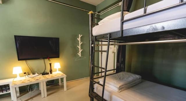 Sleepcase Hostel-Grey Shining (Mixed Dormitory Room)-1