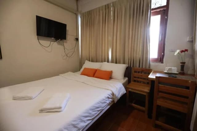 Banana Hostel Donmuang-Deluxe Double Room-1